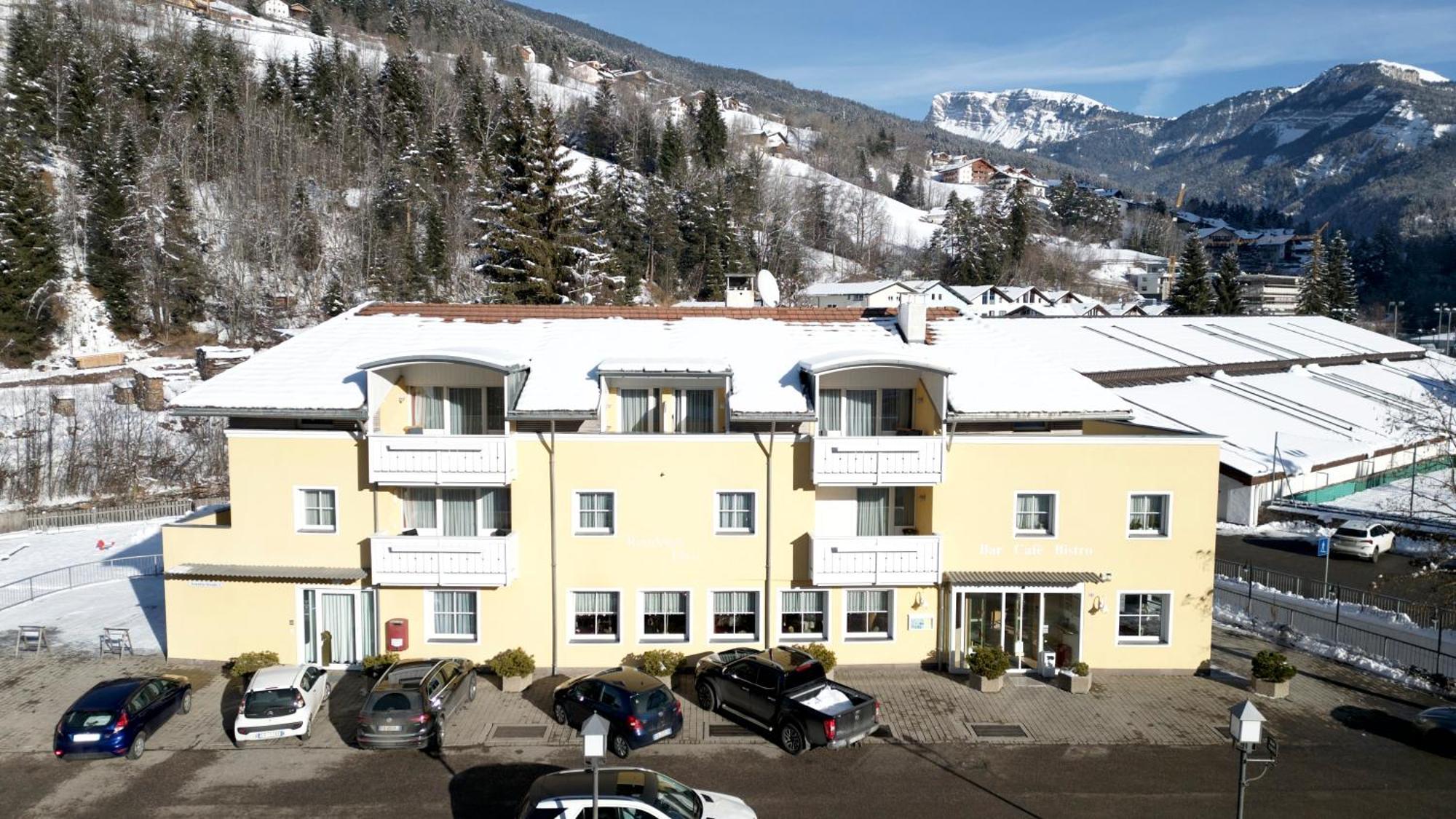 Appartmenthotel Residence Elvis Ortisei Exteriör bild