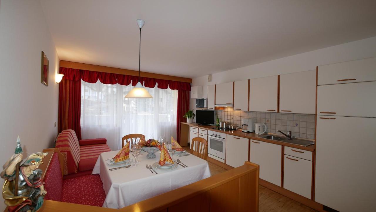 Appartmenthotel Residence Elvis Ortisei Exteriör bild