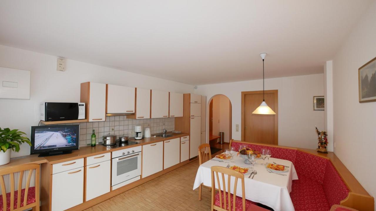 Appartmenthotel Residence Elvis Ortisei Exteriör bild